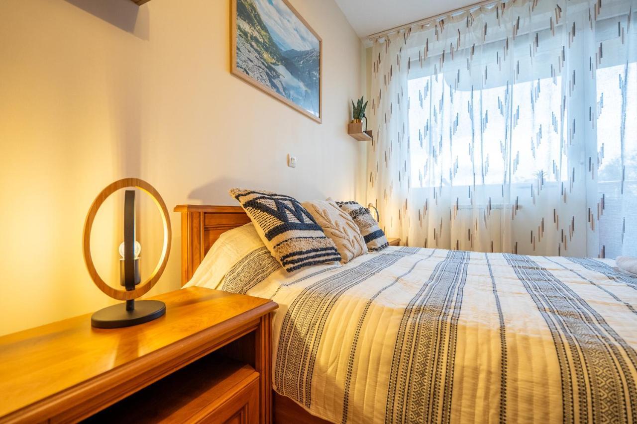 Premium Comfy 2Bdr Apt - Free Parking - Fast Wi-Fi Sofia Exterior photo