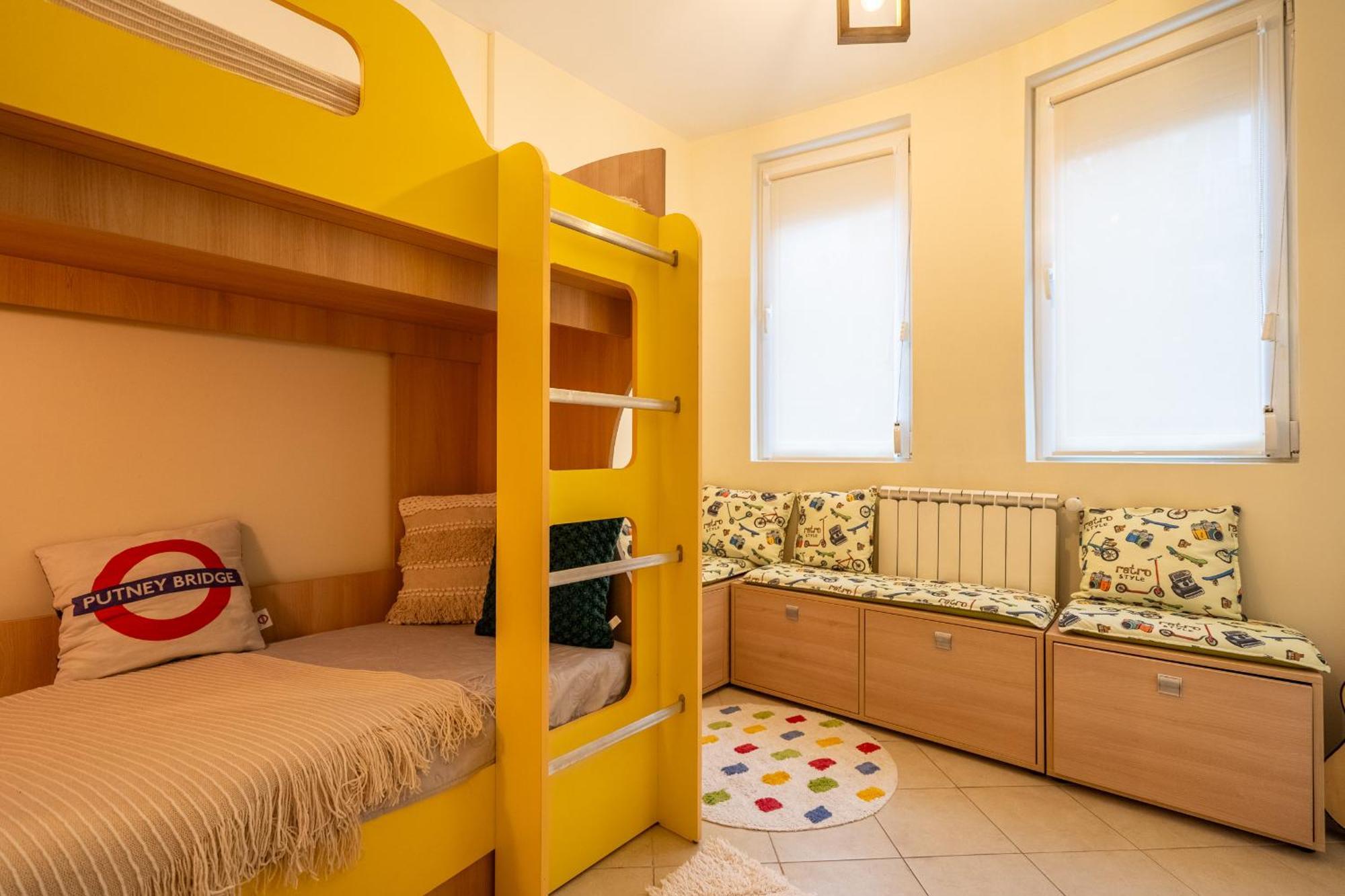 Premium Comfy 2Bdr Apt - Free Parking - Fast Wi-Fi Sofia Exterior photo